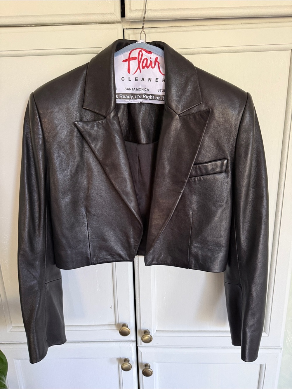 The Sei Lamb Leather Cropped Blazer Jacket - Black